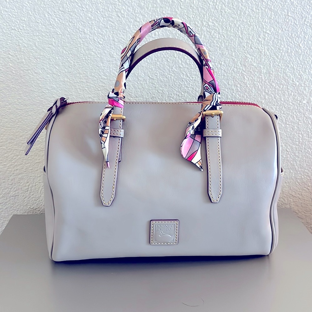 Dooney & Bourke Florentine Olivia Satchel / Light Taupe